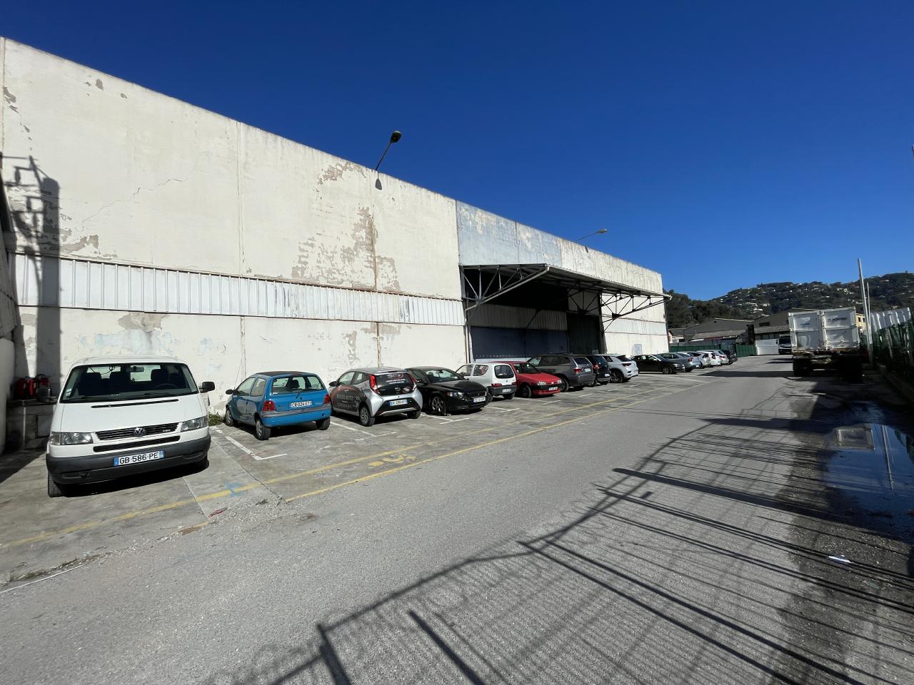 Local d'activité La Trinité 3289m² Location local d'activité La Trinité Alpes-Maritimes OLACT2420973 0
